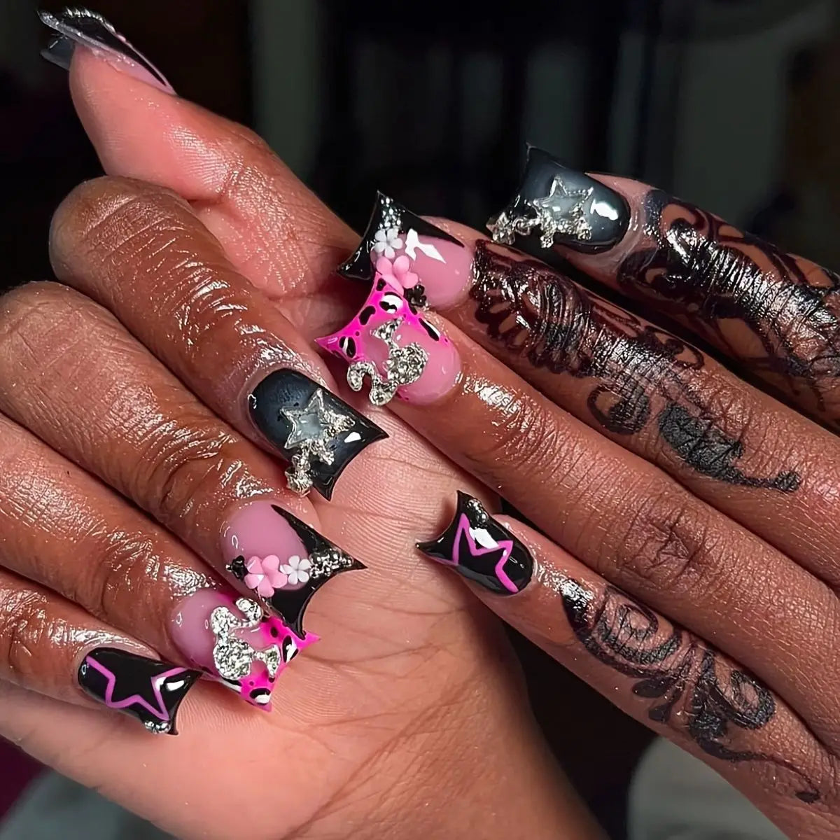 Nude Pink Duckbill Press-On Nails with 3D Bows (24 Pcs)
