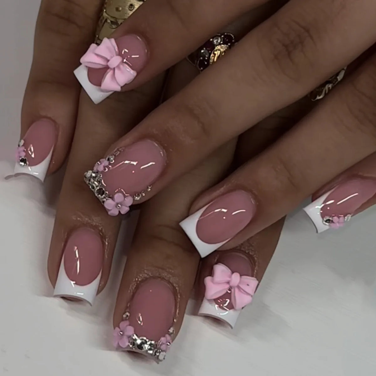 Nude Pink Duckbill Press-On Nails with 3D Bows (24 Pcs)