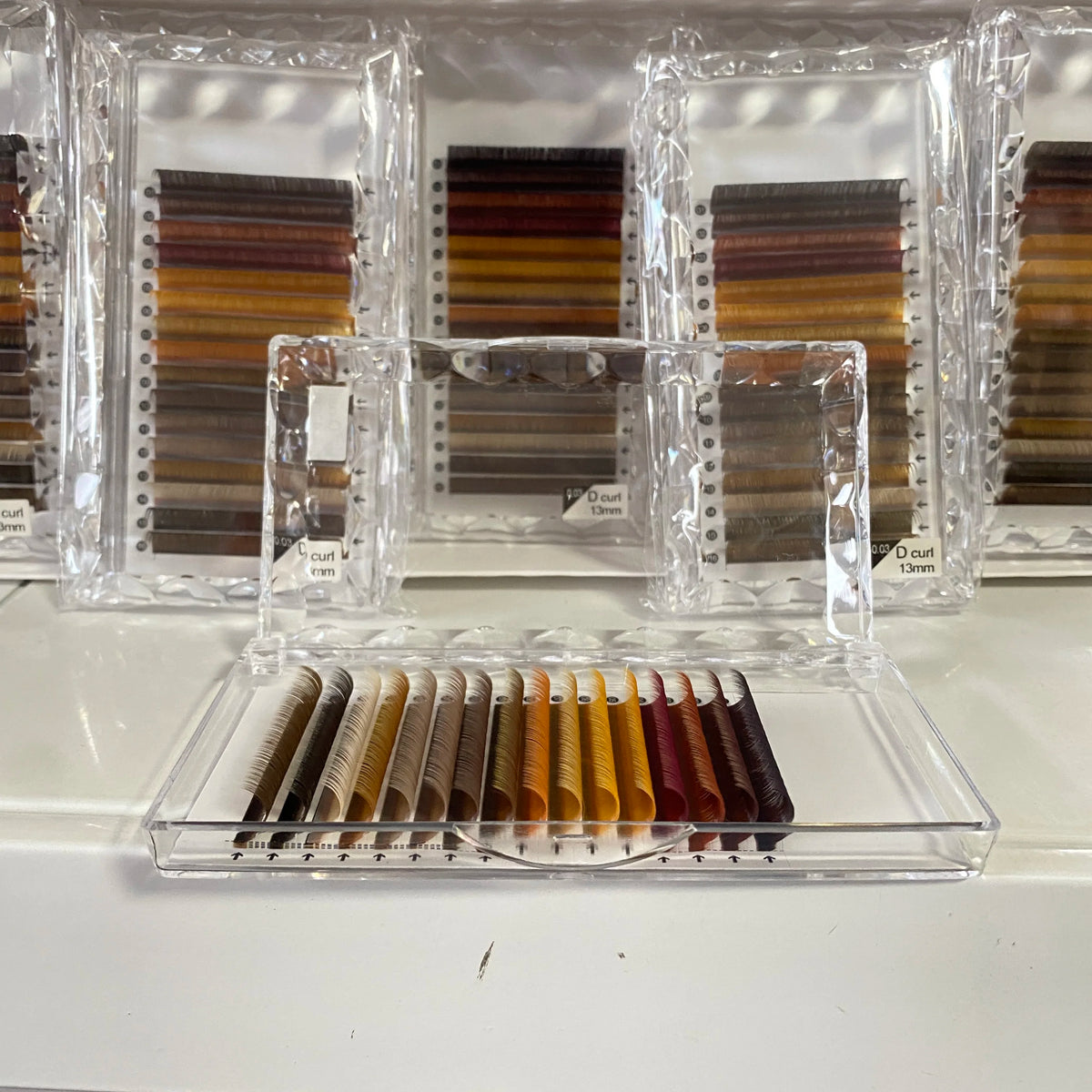 Custom 0.03 0.05 0.07 Volume Rainbow Lash Tray Vendor Wholesale Private Label Individual Mix Brown Colorful Eyelash Extensions