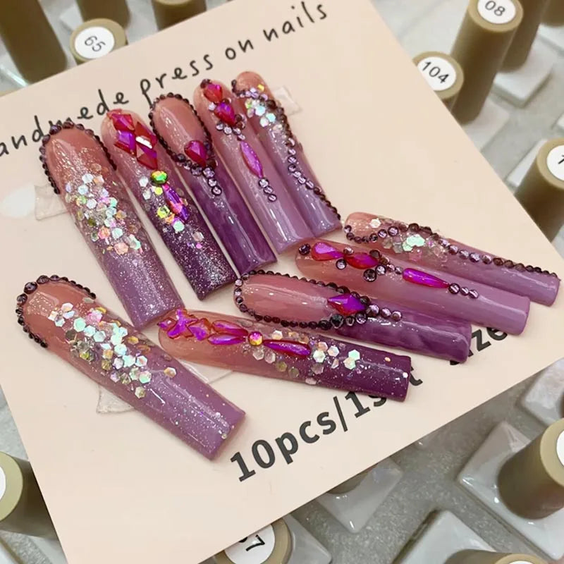 10 Handmade High-quality 3D Design Full Cover Fake Nails Wholesale Brand Logo Press-on Nails for Finger Application Black White