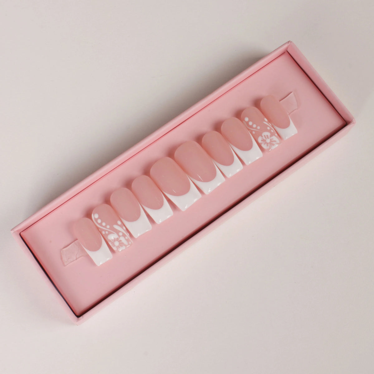 Wholesale Short UV Gel Finished Full Cover Reusable ABS Hand Press on Design Nails with Glue for Fingers
