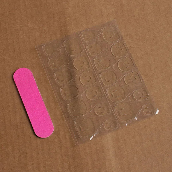 Wholesale Handmade Full Cover Press-on Nails for Finger; High Quality 3D Nail Art Coffin Square Design with Glue; CE Certified