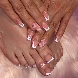 Popular Full Cover Artificial Toenails Fingernails Set with 3D Nail Art DIY Design Pre-designed Easy Application for Finger Use