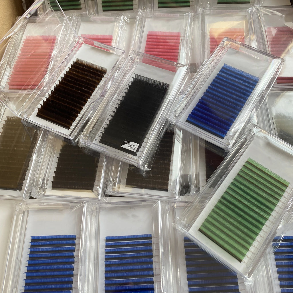 Custom 0.03 0.05 0.07 Volume Rainbow Lash Tray Vendor Wholesale Private Label Individual Mix Brown Colorful Eyelash Extensions