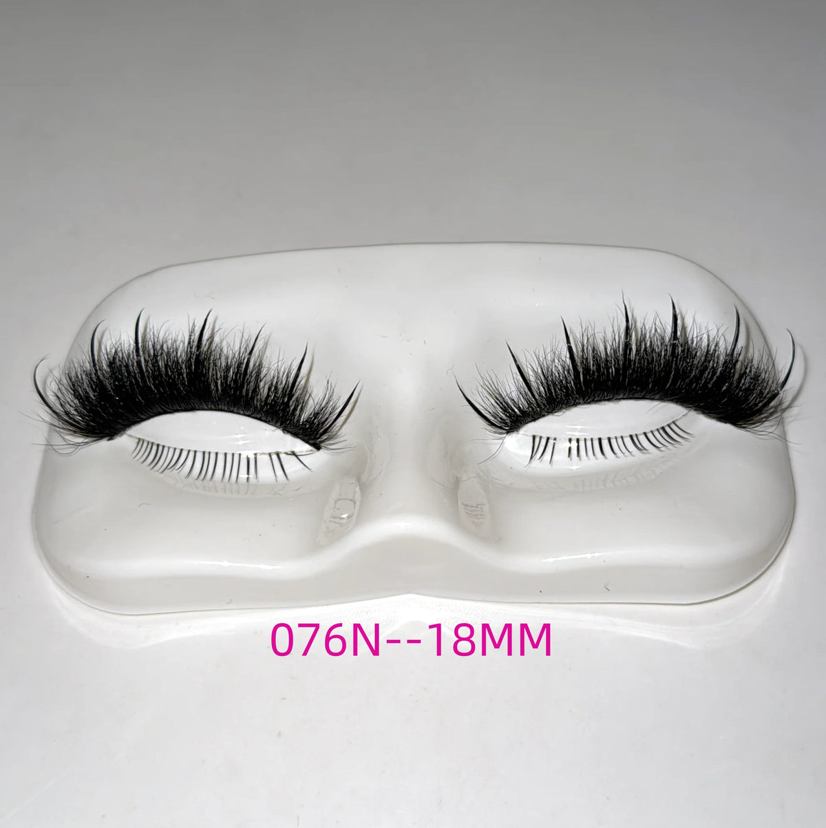 2026 New Design Handmade Strip Lashes Wholesale Custom Logo 18mm 25mm Natural Thick Full Mink Hair Spike Eyelashes - 076N--20MM--No Bottom Lashes. Lashes On Clear Tray / Dramatic / Mix