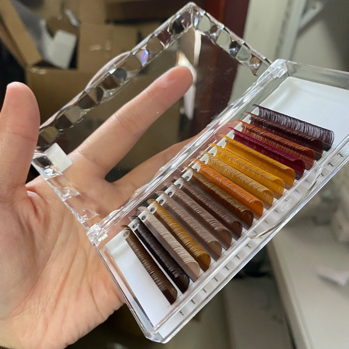 Custom 0.03 0.05 0.07 Volume Rainbow Lash Tray Vendor Wholesale Private Label Individual Mix Brown Colorful Eyelash Extensions